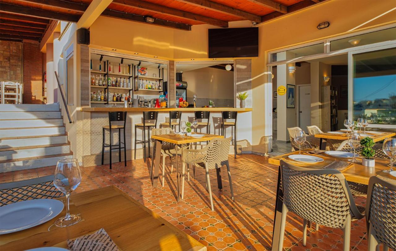 Theos Village Apartments 카토다라초 외부 사진