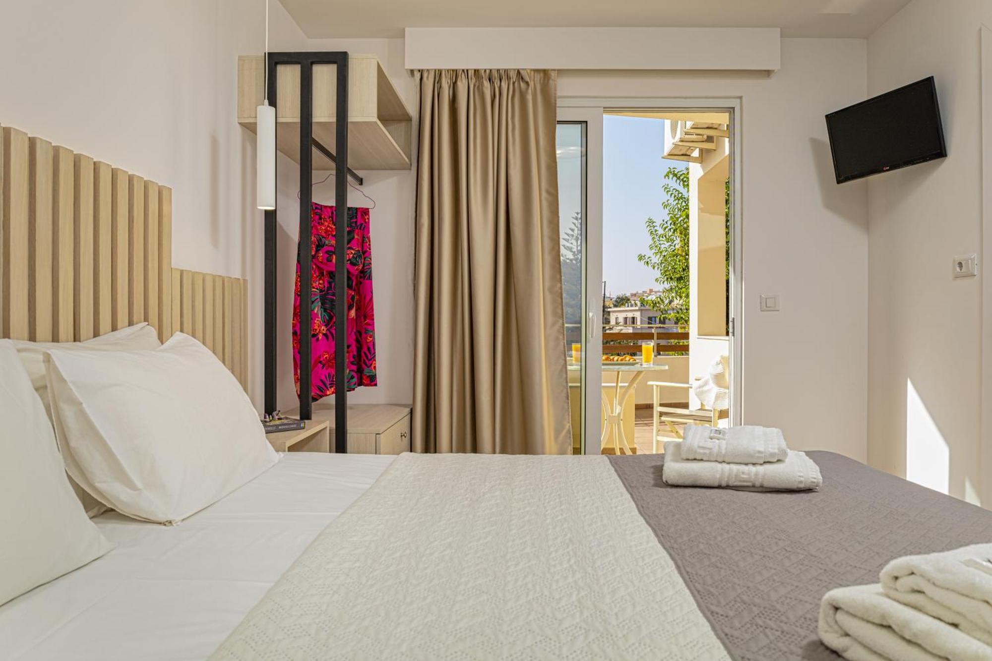 Theos Village Apartments 카토다라초 외부 사진