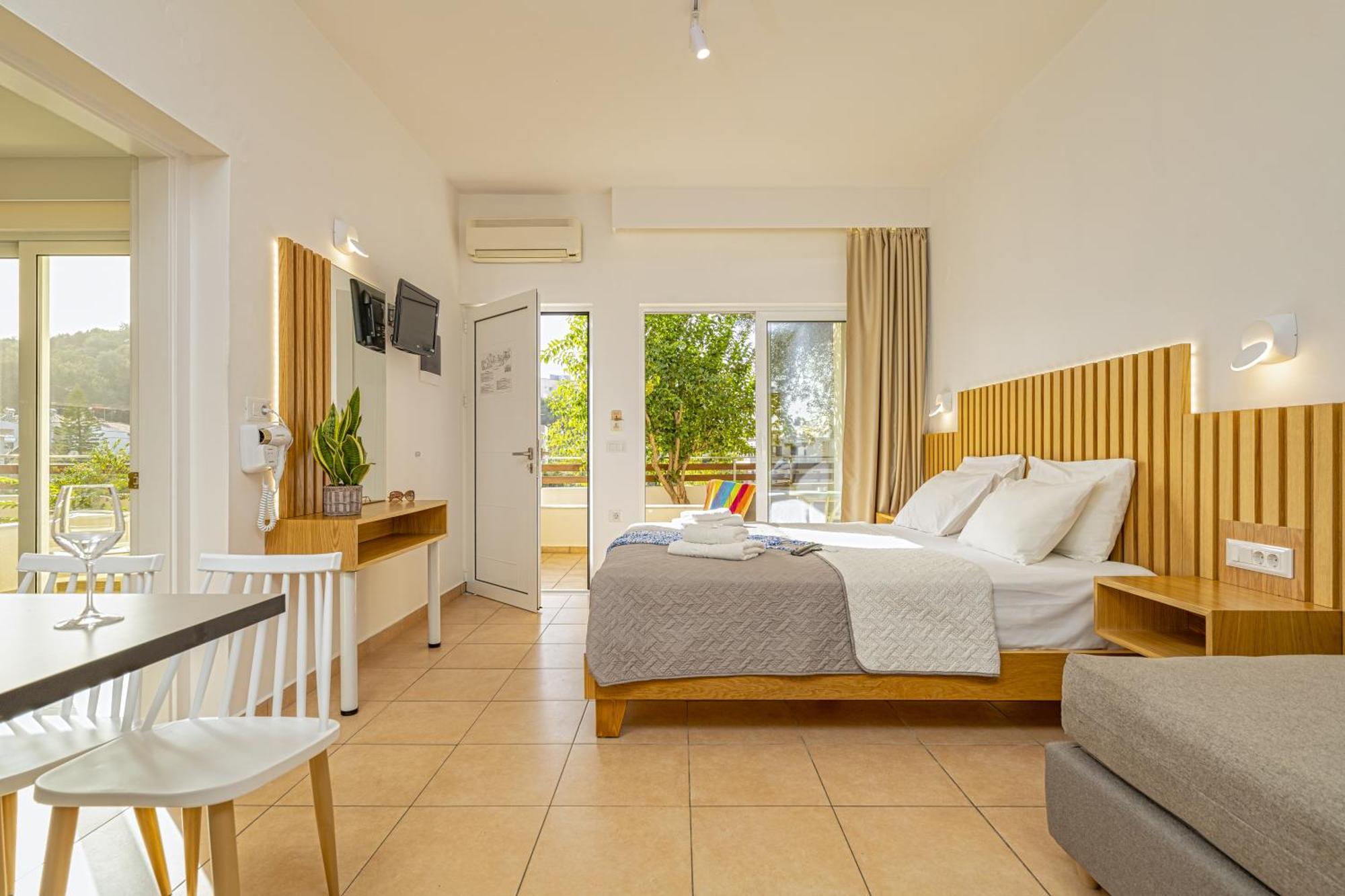 Theos Village Apartments 카토다라초 외부 사진