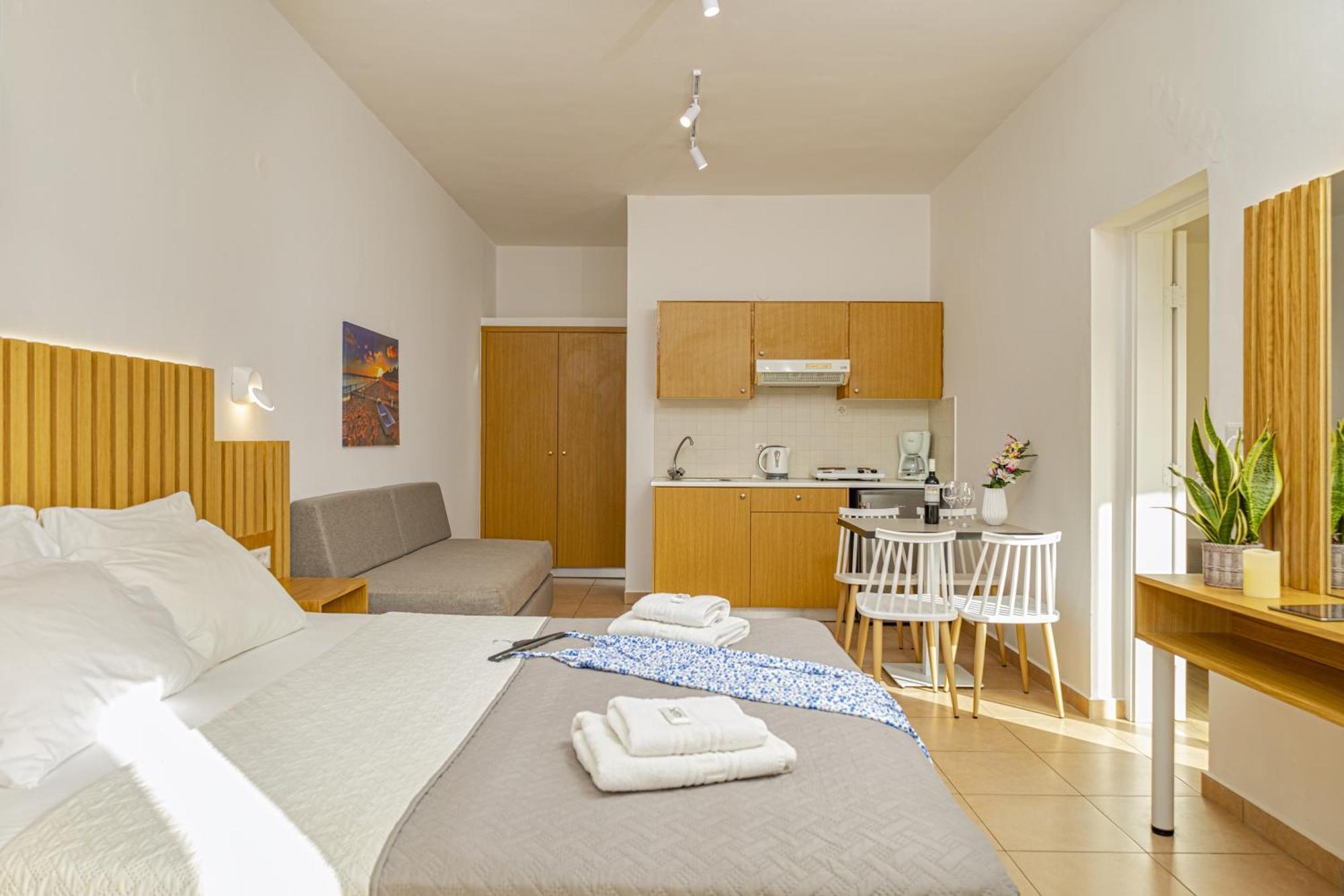 Theos Village Apartments 카토다라초 외부 사진