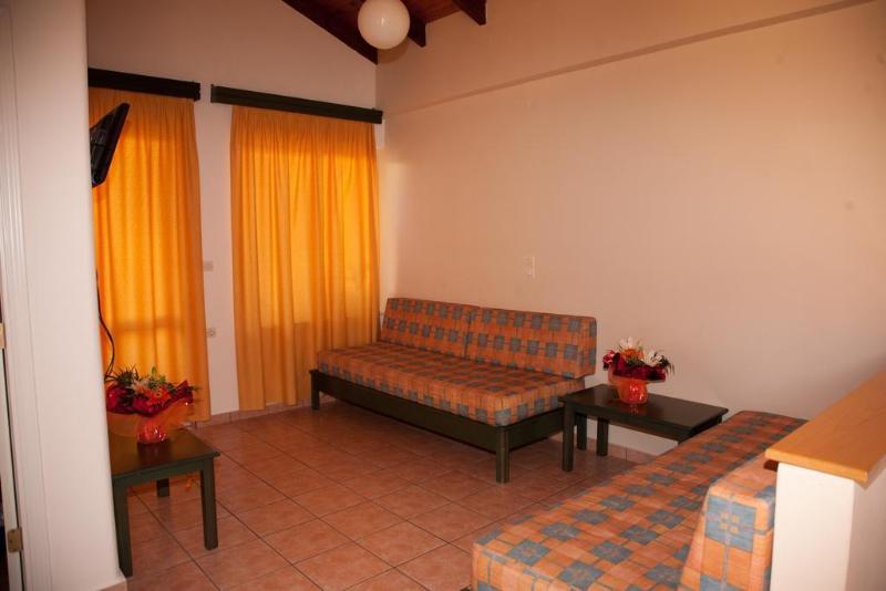 Theos Village Apartments 카토다라초 외부 사진